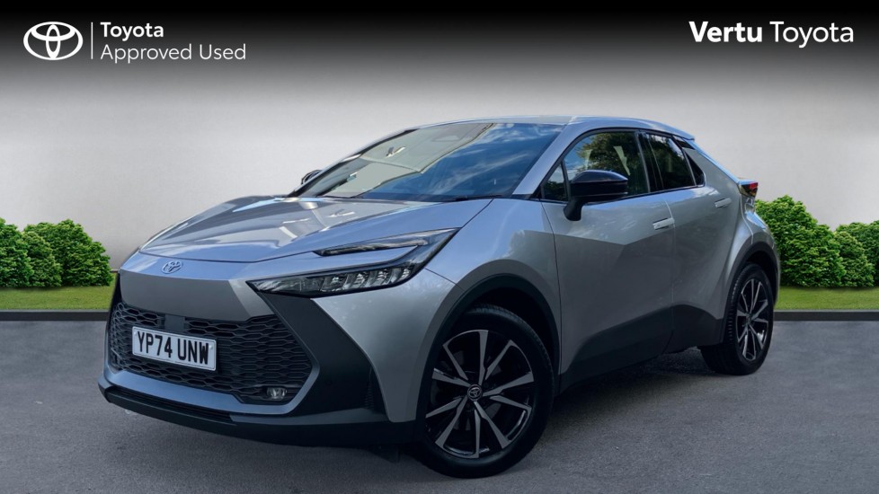 Toyota C-HR 2.0 PHEV Design 5dr CVT Hatchback - Image 3