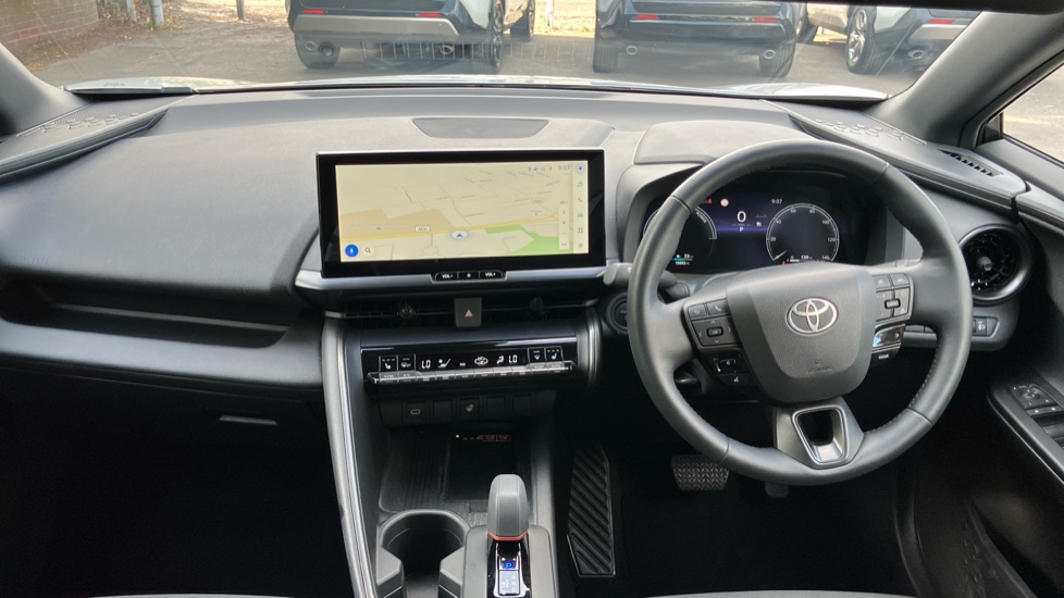 Toyota C-HR 2.0 PHEV Design 5dr CVT Hatchback - Image 6