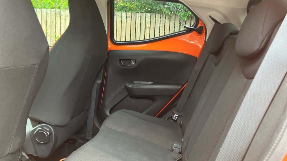 Toyota Aygo 1.0 VVT-i X-Cite 6 5dr Petrol Hatchback - Image 15