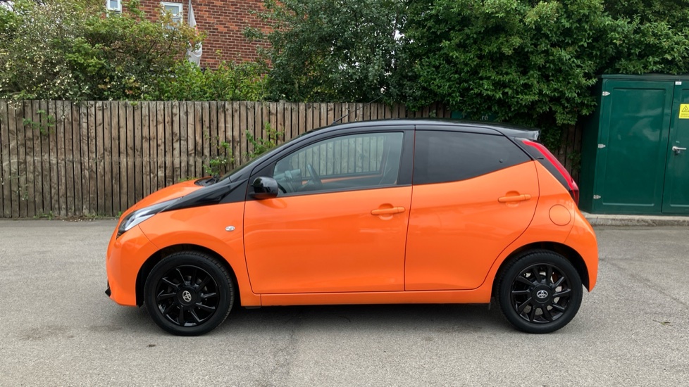 Toyota Aygo 1.0 VVT-i X-Cite 6 5dr Petrol Hatchback - Image 24