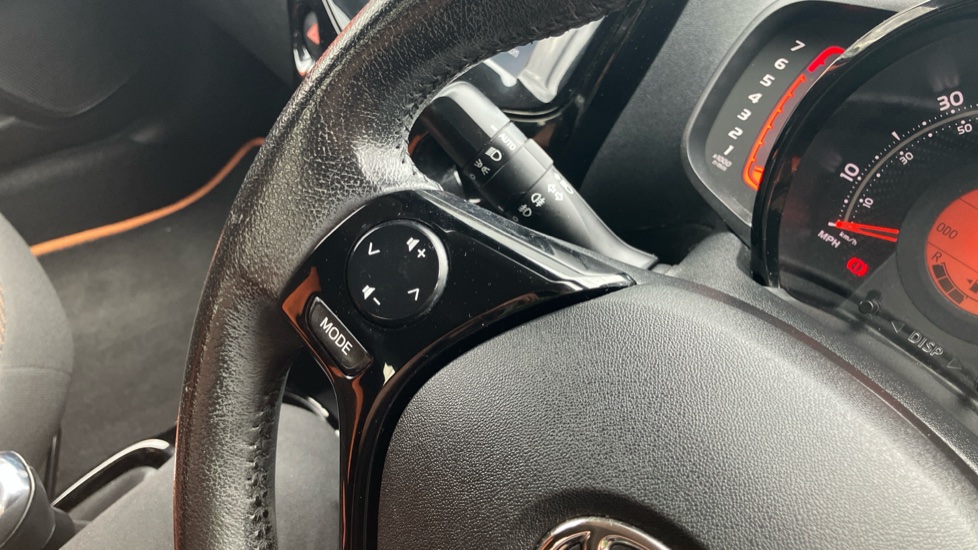 Toyota Aygo 1.0 VVT-i X-Cite 6 5dr Petrol Hatchback - Image 32