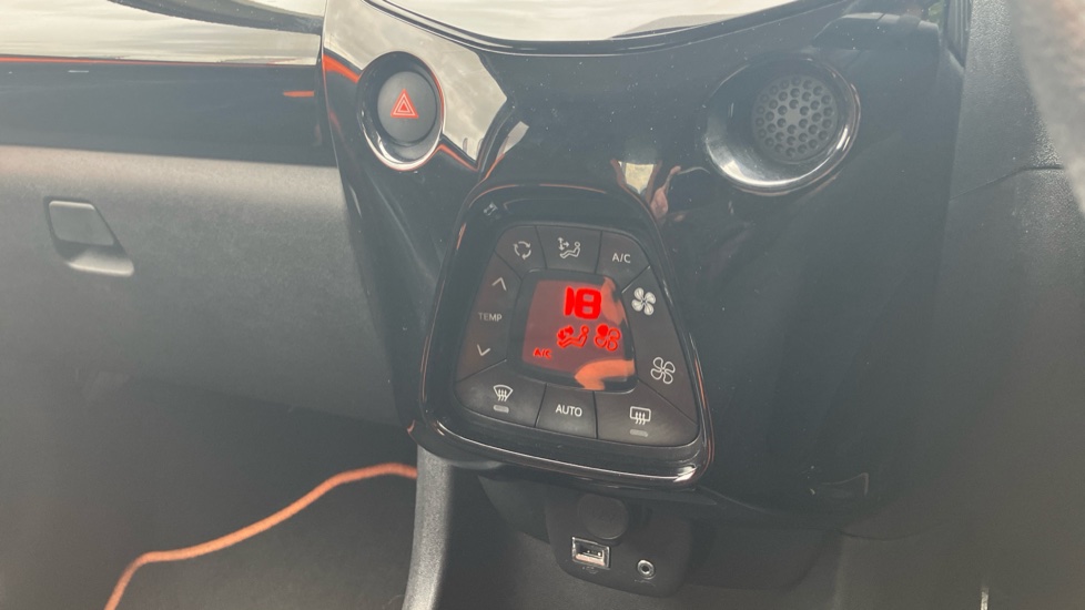 Toyota Aygo 1.0 VVT-i X-Cite 6 5dr Petrol Hatchback - Image 34