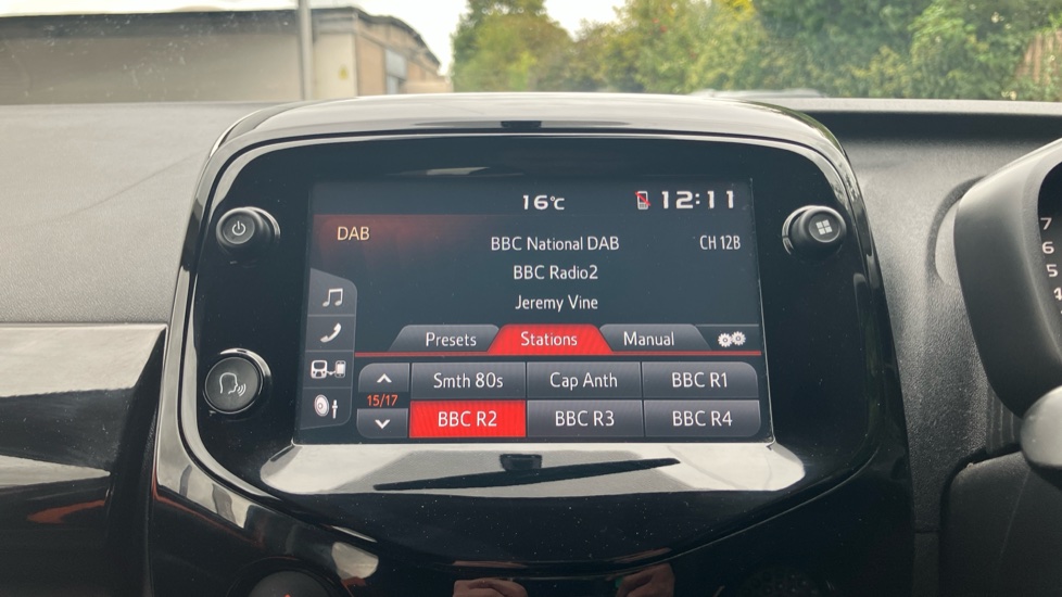 Toyota Aygo 1.0 VVT-i X-Cite 6 5dr Petrol Hatchback - Image 39