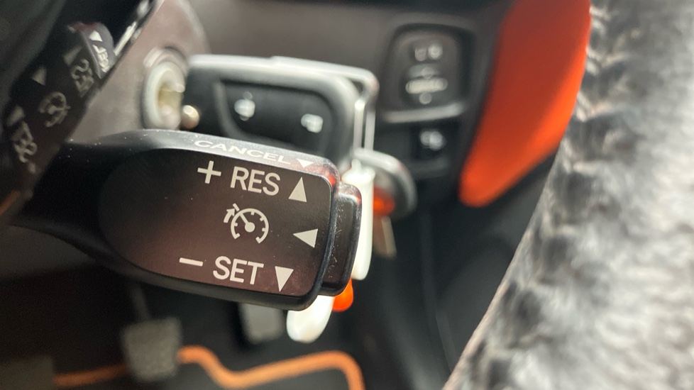 Toyota Aygo 1.0 VVT-i X-Cite 6 5dr Petrol Hatchback - Image 41