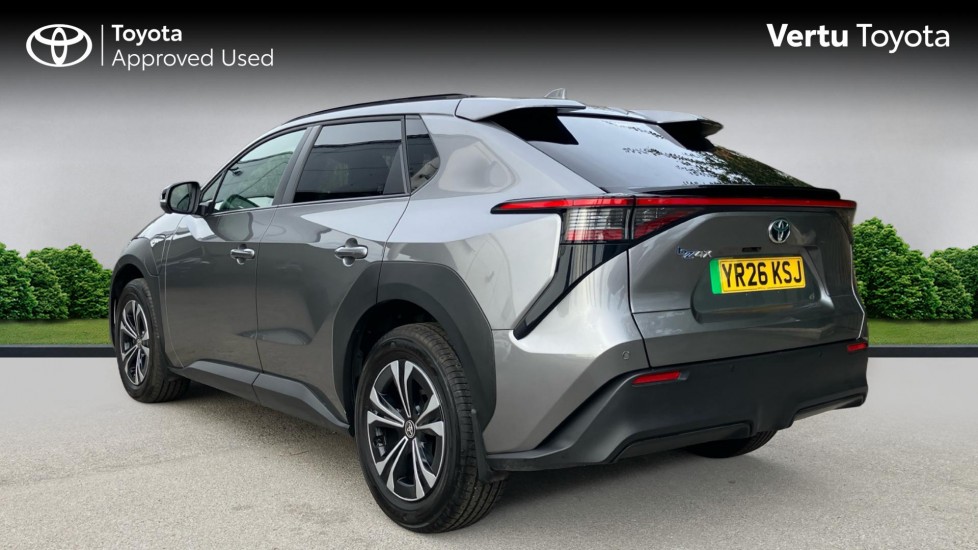 Toyota bZ4X 150kW Motion 71.4kWh 5dr Auto [11kW] Electric Hatchback - Image 4