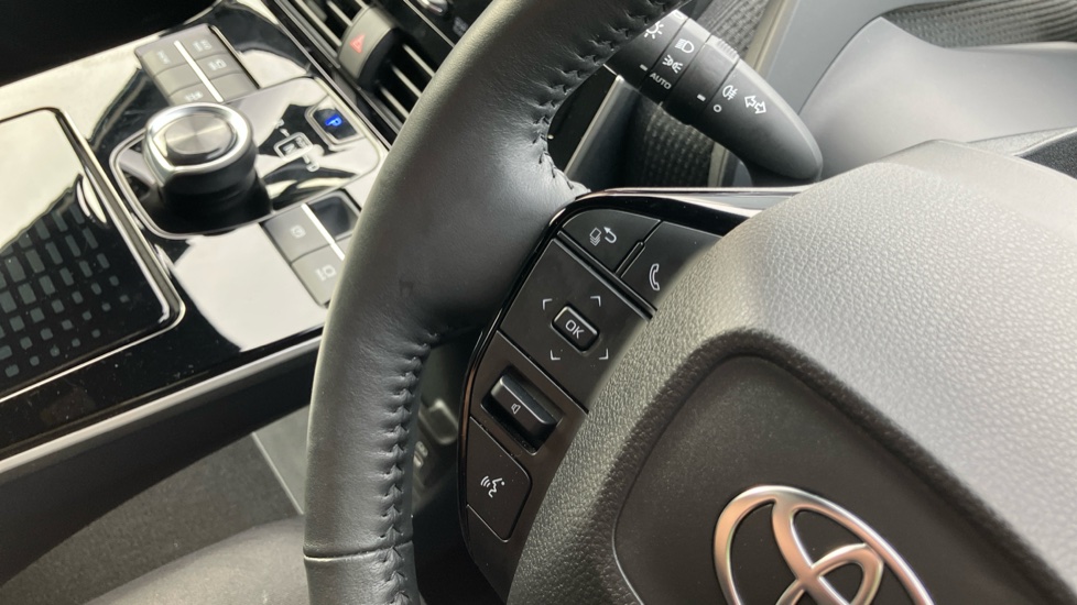 Toyota bZ4X 150kW Motion 71.4kWh 5dr Auto [11kW] Electric Hatchback - Image 34