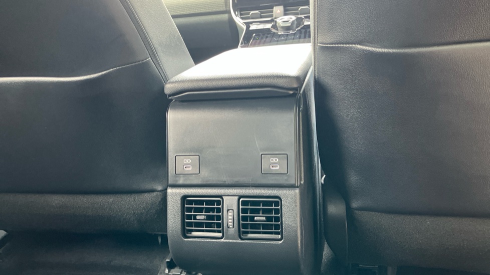 Toyota bZ4X 150kW Motion 71.4kWh 5dr Auto [11kW] Electric Hatchback - Image 38