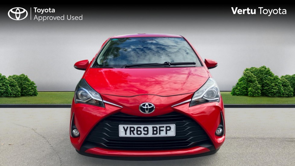 Toyota Yaris 1.5 VVT-i Icon Tech 5dr Petrol Hatchback - Image 22
