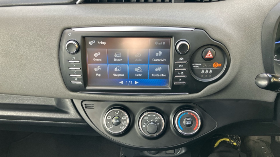 Toyota Yaris 1.5 VVT-i Icon Tech 5dr Petrol Hatchback - Image 39