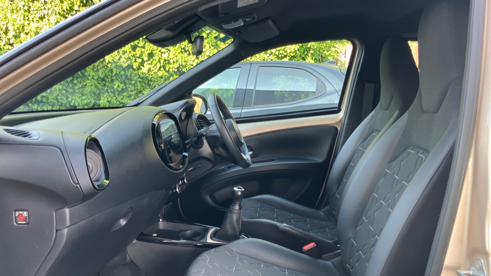 Toyota Aygo X 1.0 VVT-i Exclusive 5dr Petrol Hatchback - Image 5