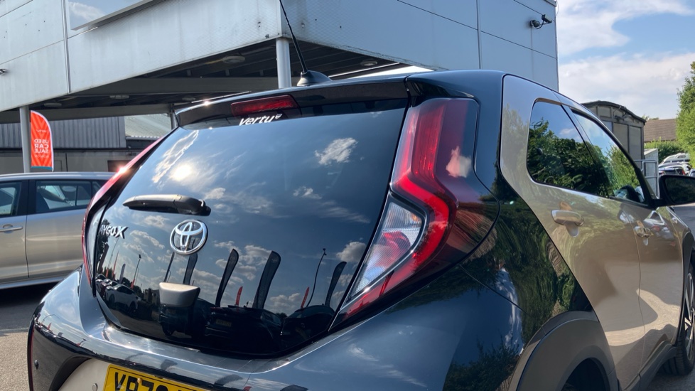 Toyota Aygo X 1.0 VVT-i Exclusive 5dr Petrol Hatchback - Image 37