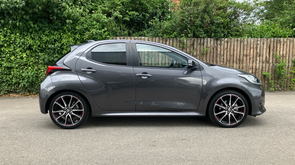 Toyota Yaris 1.5 Hybrid GR Sport 5dr CVT Hybrid Hatchback - Image 23