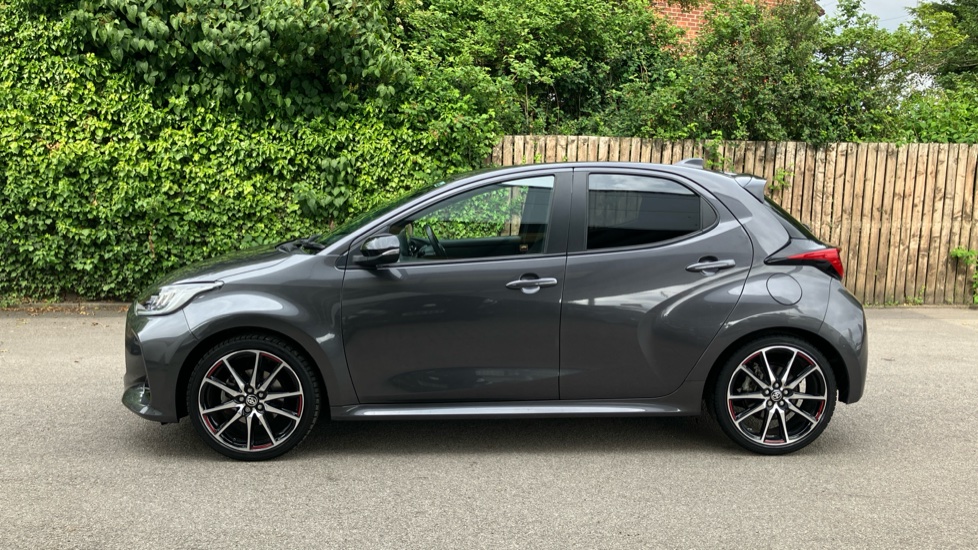 Toyota Yaris 1.5 Hybrid GR Sport 5dr CVT Hybrid Hatchback - Image 24
