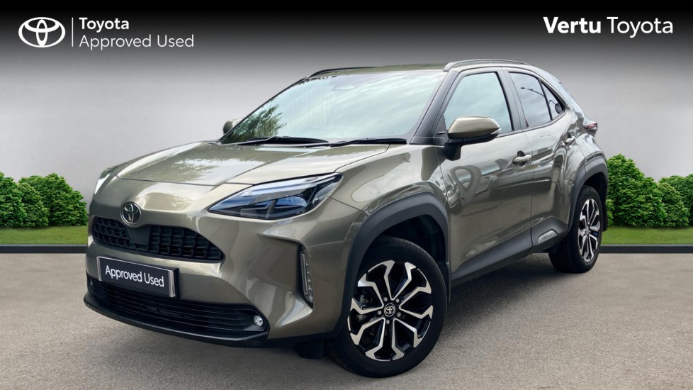 Toyota Yaris Cross 1.5 Hybrid Design 5dr CVT Hybrid Estate - Image 3