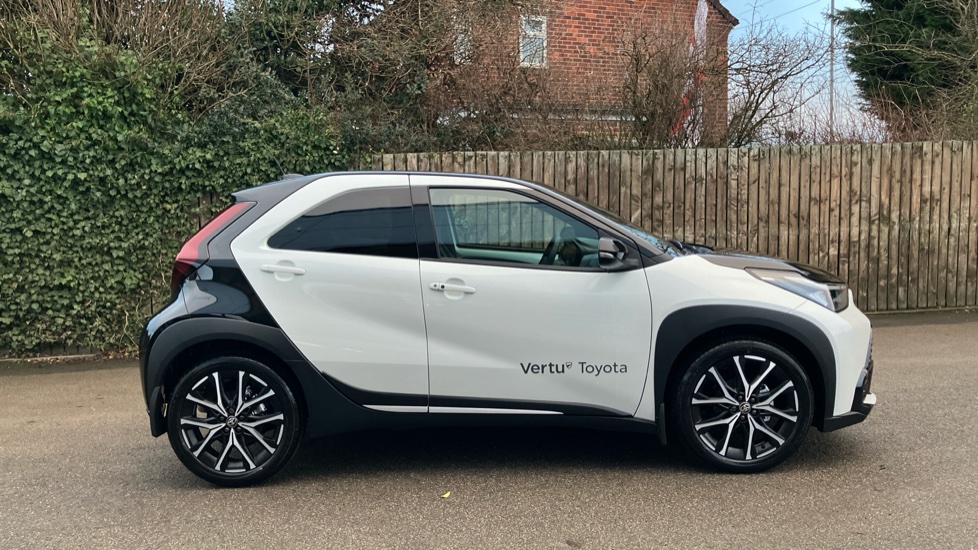 Toyota Aygo X 1.5 Hybrid GR Sport 5dr CVT Hybrid Hatchback - Image 16
