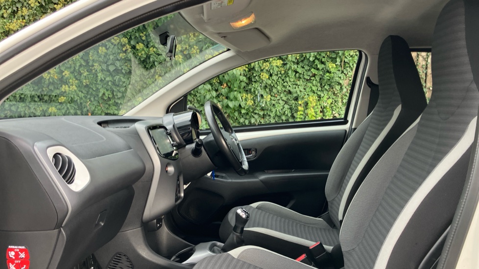 Toyota Aygo 1.0 VVT-i X-Plore 5dr Petrol Hatchback - Image 5