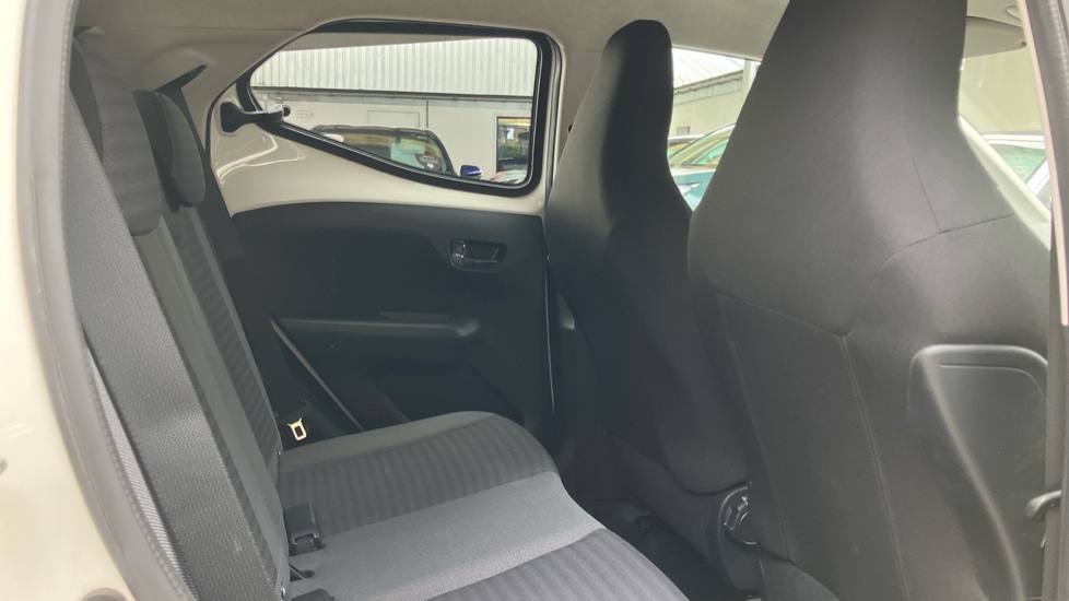 Toyota Aygo 1.0 VVT-i X-Plore 5dr Petrol Hatchback - Image 8