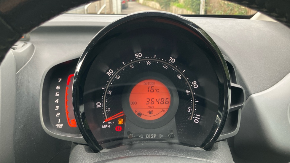 Toyota Aygo 1.0 VVT-i X-Plore 5dr Petrol Hatchback - Image 11