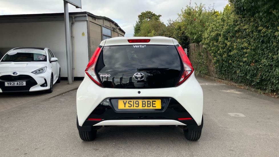 Toyota Aygo 1.0 VVT-i X-Plore 5dr Petrol Hatchback - Image 26