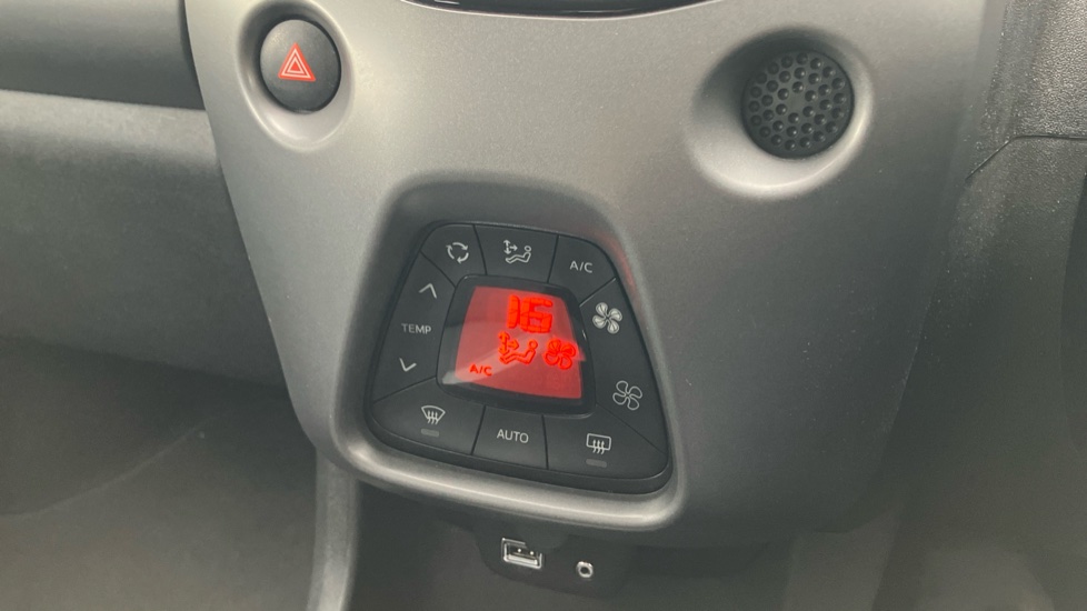 Toyota Aygo 1.0 VVT-i X-Plore 5dr Petrol Hatchback - Image 35