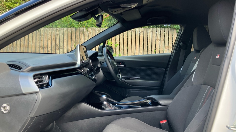 Toyota C-HR 1.8 Hybrid GR Sport 5dr CVT Hybrid Hatchback - Image 5