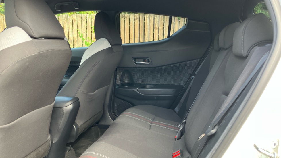 Toyota C-HR 1.8 Hybrid GR Sport 5dr CVT Hybrid Hatchback - Image 15