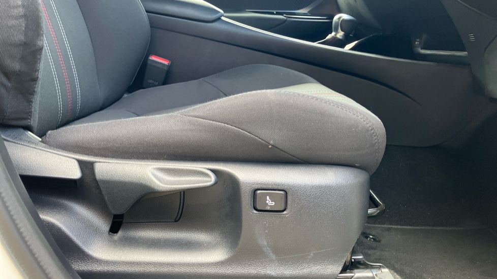 Toyota C-HR 1.8 Hybrid GR Sport 5dr CVT Hybrid Hatchback - Image 30