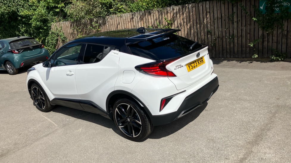 Toyota C-HR 1.8 Hybrid GR Sport 5dr CVT Hybrid Hatchback - Image 33