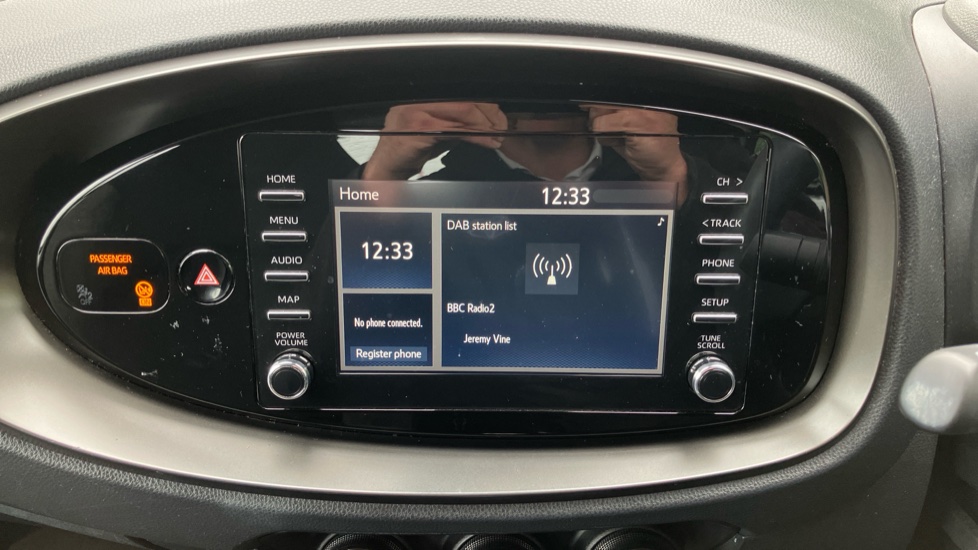 Toyota Aygo X 1.0 VVT-i Pure 5dr Petrol Hatchback - Image 9