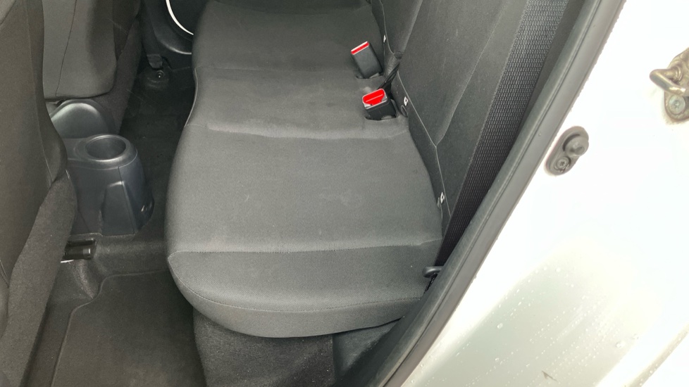 Toyota Aygo X 1.0 VVT-i Pure 5dr Petrol Hatchback - Image 14