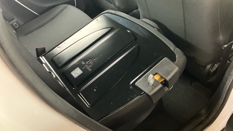 Toyota Aygo X 1.0 VVT-i Pure 5dr Petrol Hatchback - Image 18