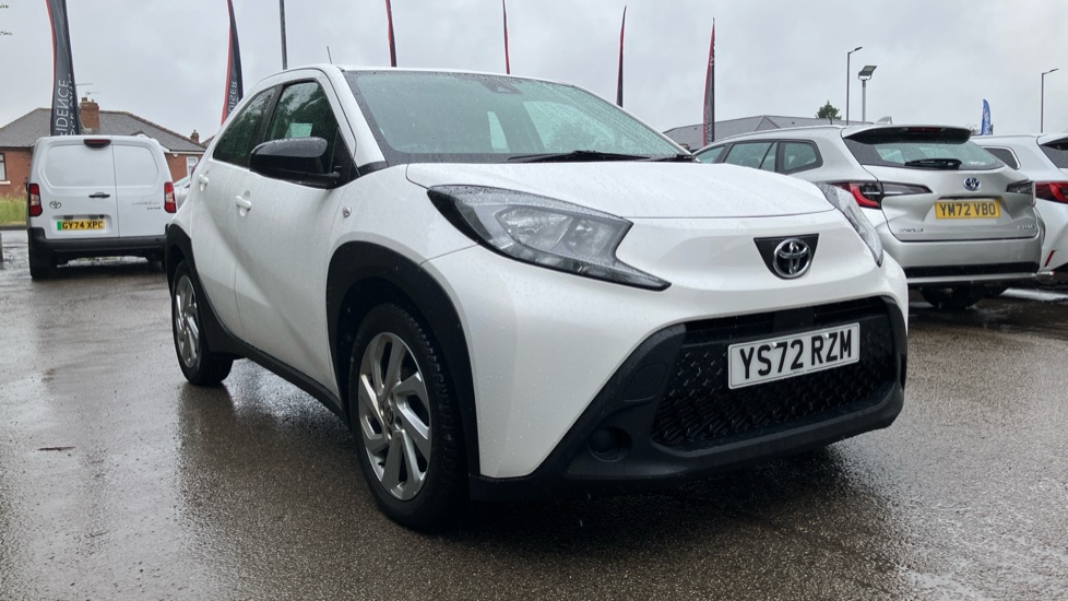 Toyota Aygo X 1.0 VVT-i Pure 5dr Petrol Hatchback - Image 20