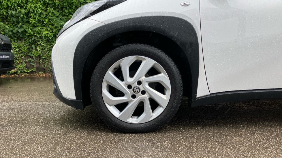 Toyota Aygo X 1.0 VVT-i Pure 5dr Petrol Hatchback - Image 25
