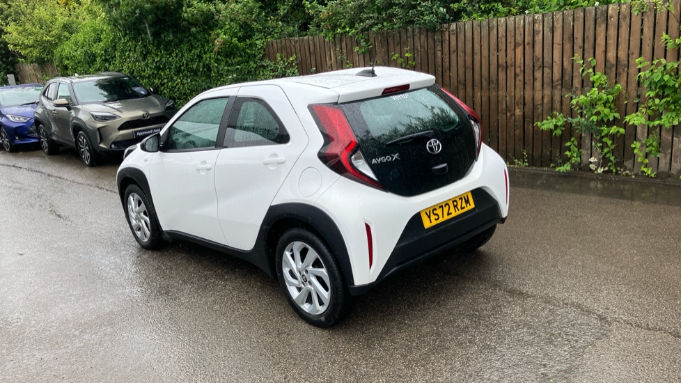 Toyota Aygo X 1.0 VVT-i Pure 5dr Petrol Hatchback - Image 31