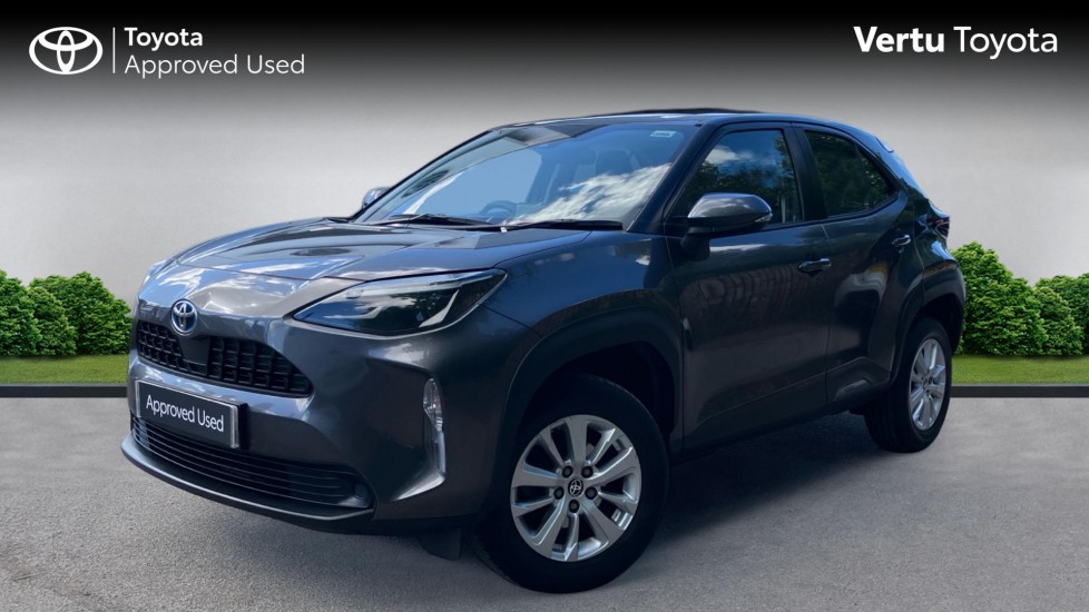 Toyota Yaris Cross 1.5 Hybrid Icon 5dr CVT Hybrid Estate - Image 3