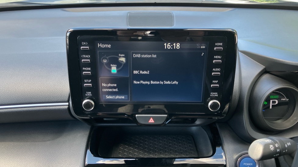 Toyota Yaris Cross 1.5 Hybrid Icon 5dr CVT Hybrid Estate - Image 9