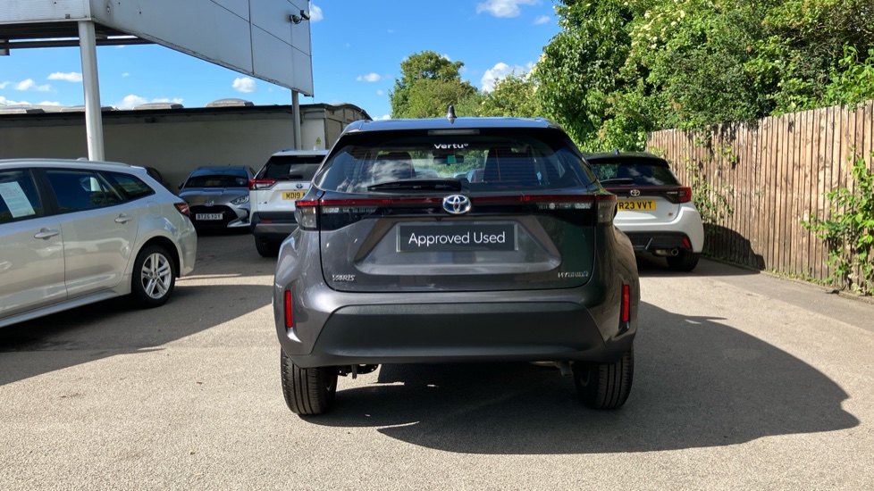 Toyota Yaris Cross 1.5 Hybrid Icon 5dr CVT Hybrid Estate - Image 26