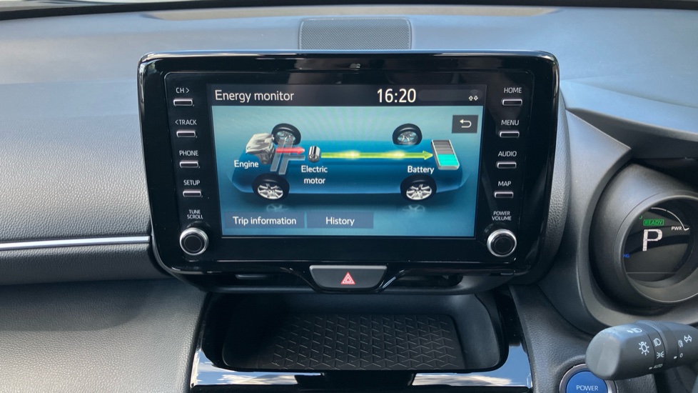 Toyota Yaris Cross 1.5 Hybrid Icon 5dr CVT Hybrid Estate - Image 38