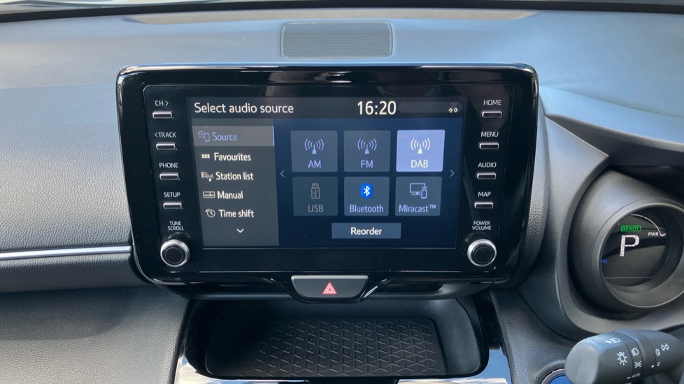 Toyota Yaris Cross 1.5 Hybrid Icon 5dr CVT Hybrid Estate - Image 44