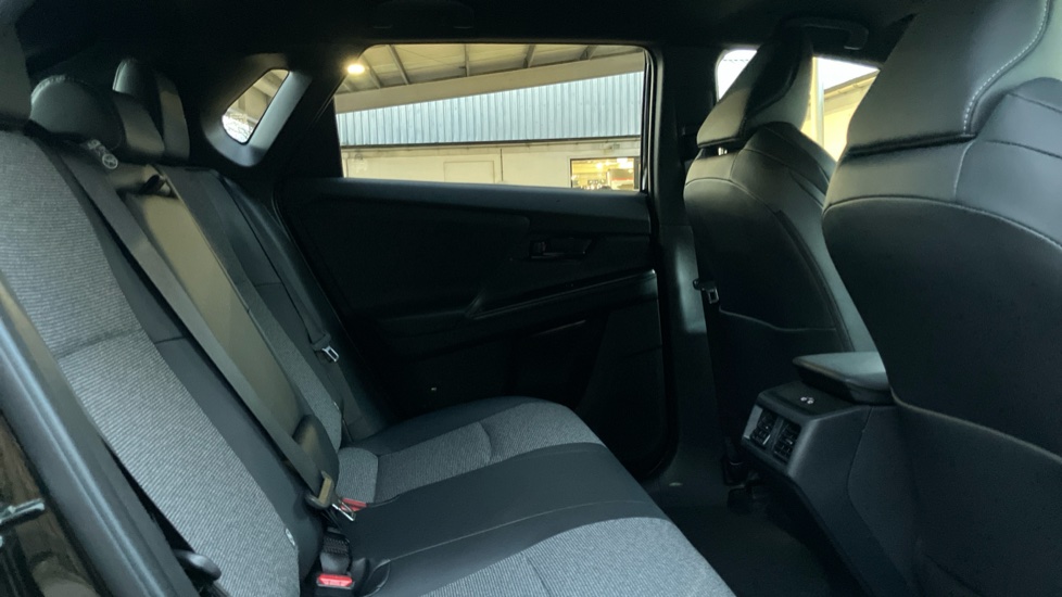 Toyota bZ4X 165kW Design 73kWh 5dr Auto Electric Hatchback - Image 12