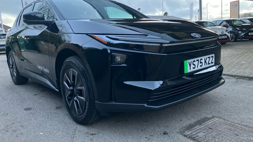 Toyota bZ4X 165kW Design 73kWh 5dr Auto Electric Hatchback - Image 28