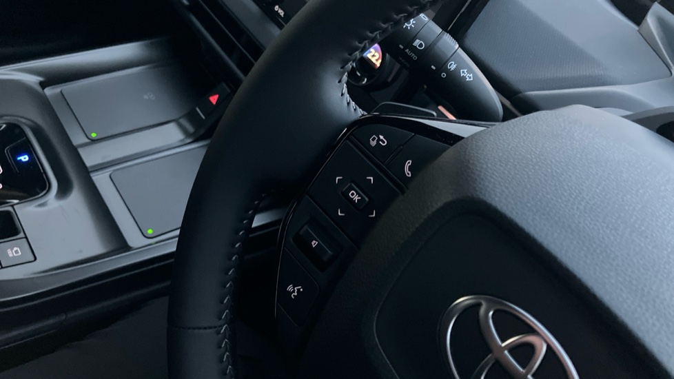 Toyota bZ4X 165kW Design 73kWh 5dr Auto Electric Hatchback - Image 35