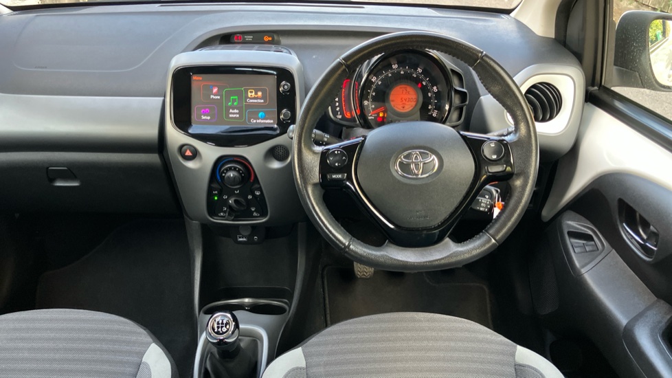 Toyota Aygo 1.0 VVT-i X-Play 5dr Petrol Hatchback - Image 7