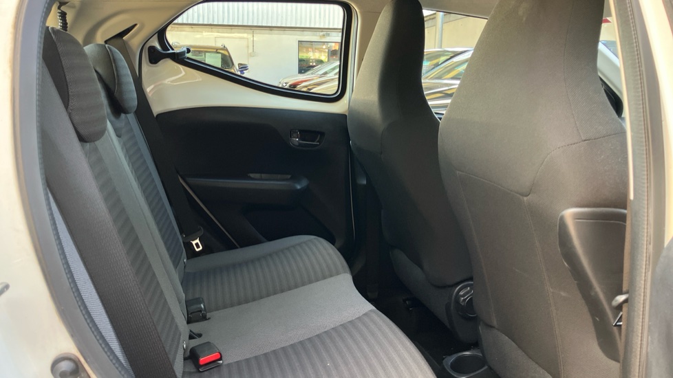 Toyota Aygo 1.0 VVT-i X-Play 5dr Petrol Hatchback - Image 8