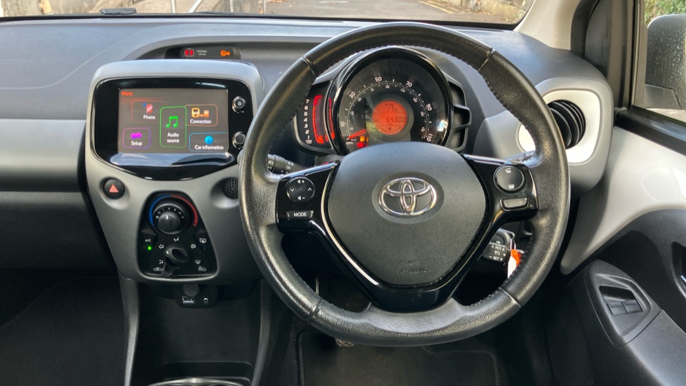 Toyota Aygo 1.0 VVT-i X-Play 5dr Petrol Hatchback - Image 10