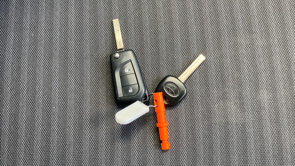 Toyota Aygo 1.0 VVT-i X-Play 5dr Petrol Hatchback - Image 28