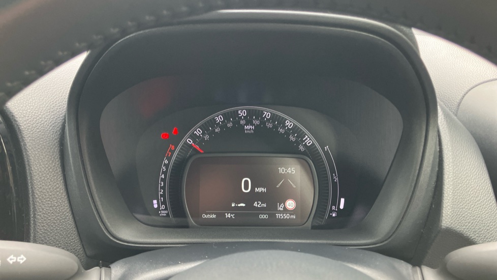 Toyota Aygo X 1.0 VVT-i Edge 5dr Petrol Hatchback - Image 11
