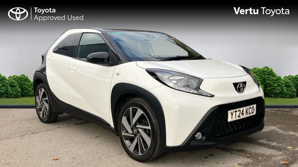 Toyota Aygo X 1.0 VVT-i Edge 5dr Petrol Hatchback - Image 1