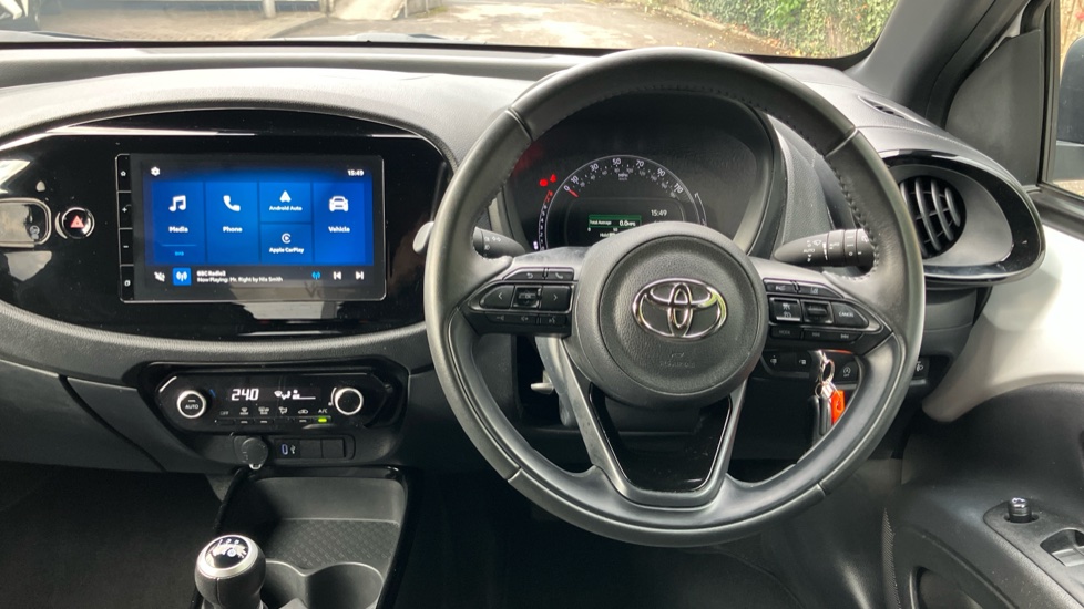 Toyota Aygo X 1.0 VVT-i Edge 5dr Petrol Hatchback - Image 10