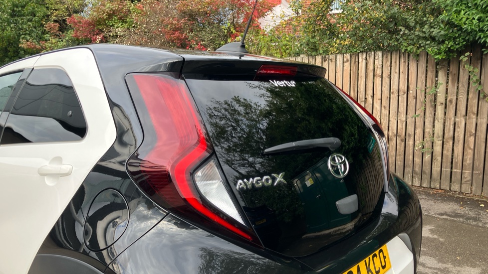 Toyota Aygo X 1.0 VVT-i Edge 5dr Petrol Hatchback - Image 21
